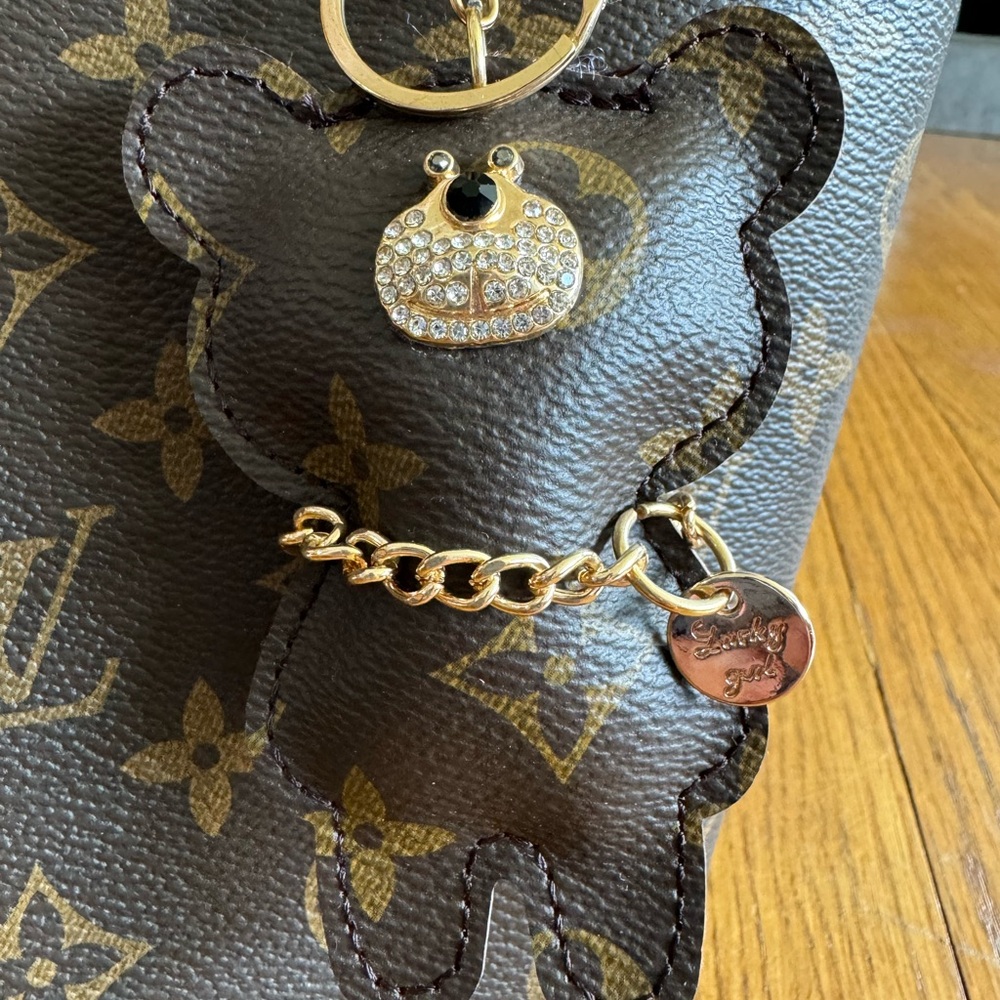 Designer look Teddy bag NWT - Picture 5 of 16